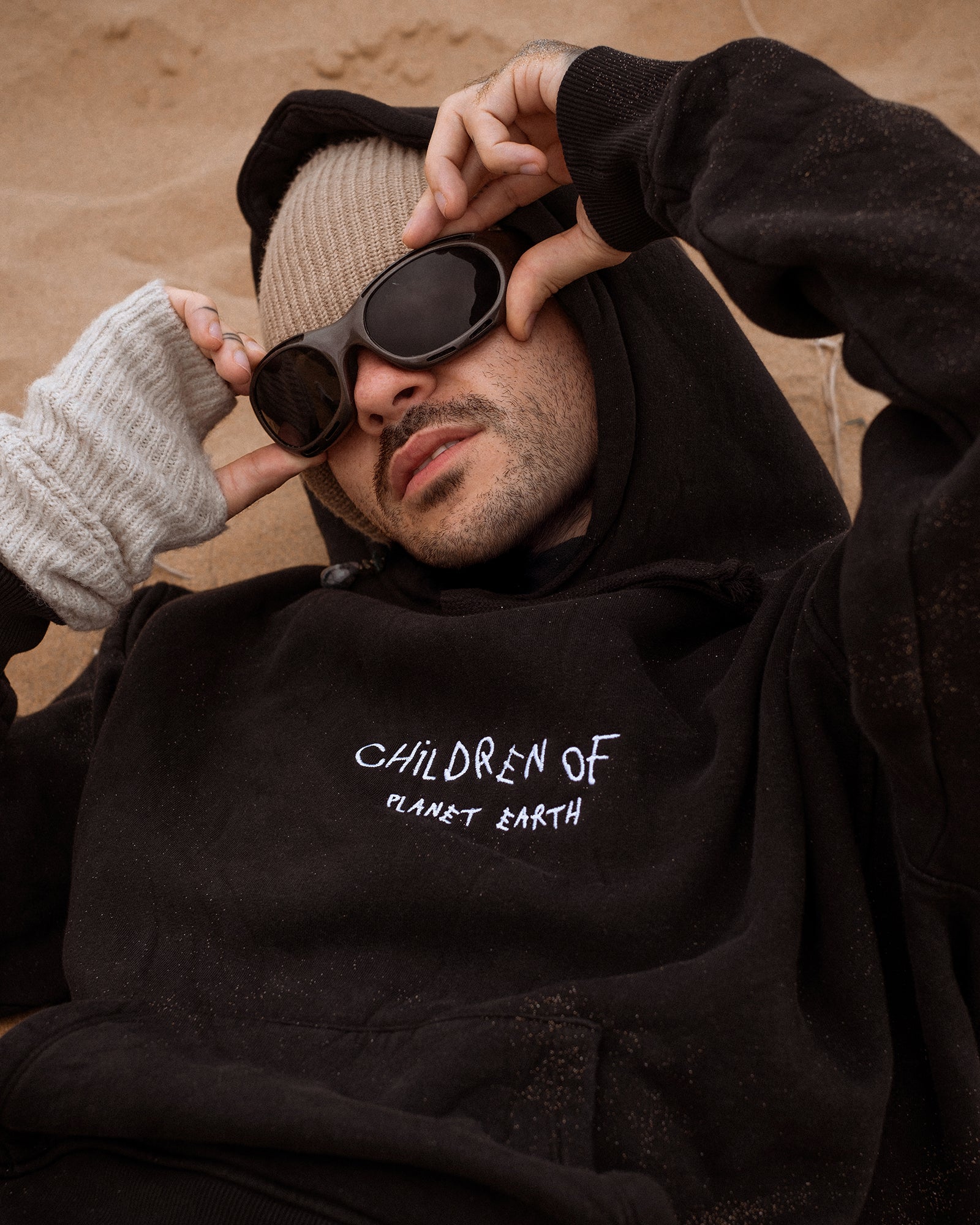 PLANET EARTH - HOODIE