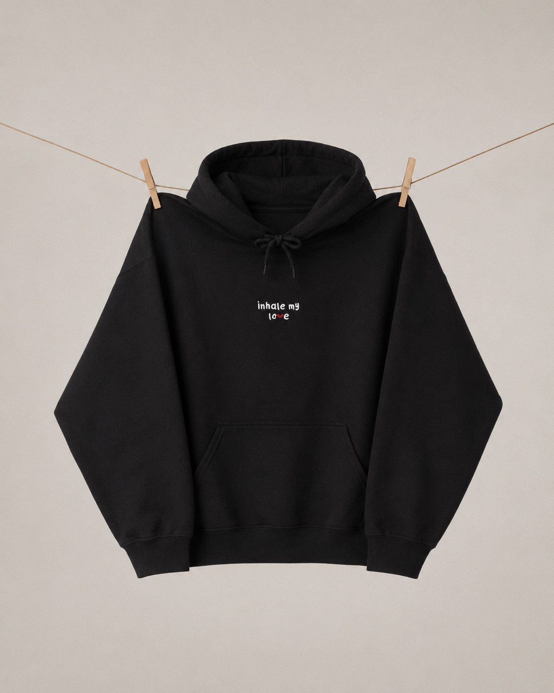 INHALE MY LOVE Hoodie – Vorderseite